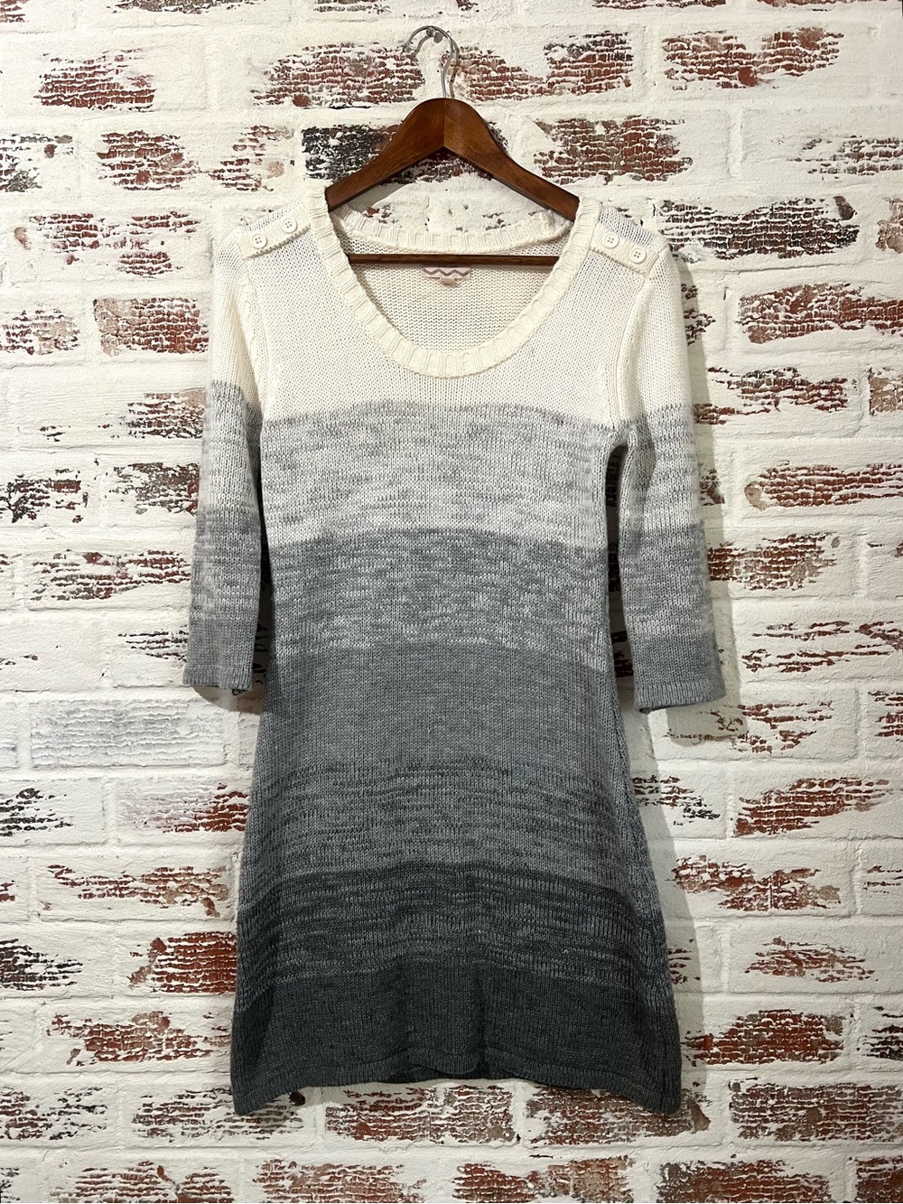 Pink Rose Ombre Knit Sweater Dress Size Medium Grey Cream 3/4 Sleeve Scoop Neck